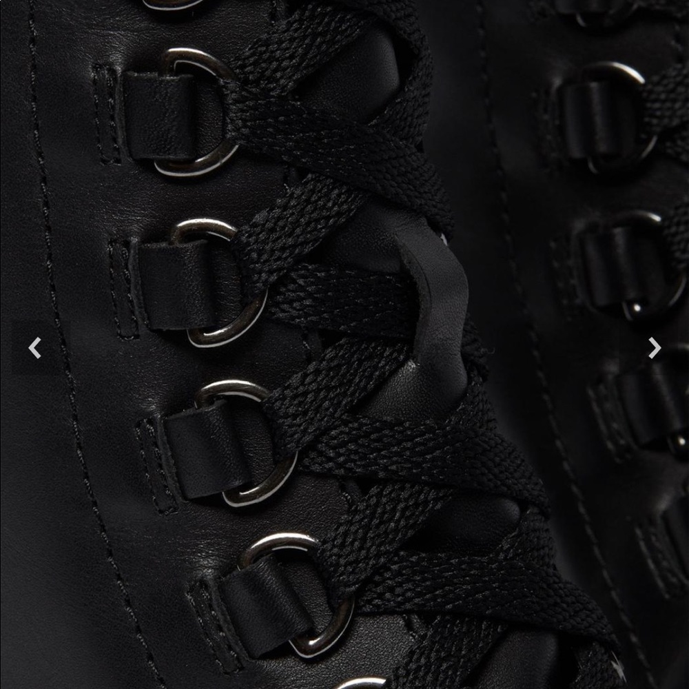 - Dr MARTENS CHESNEY BLACK BOOT Heel Lace Up Size: 8 - Picture 7 of 8
